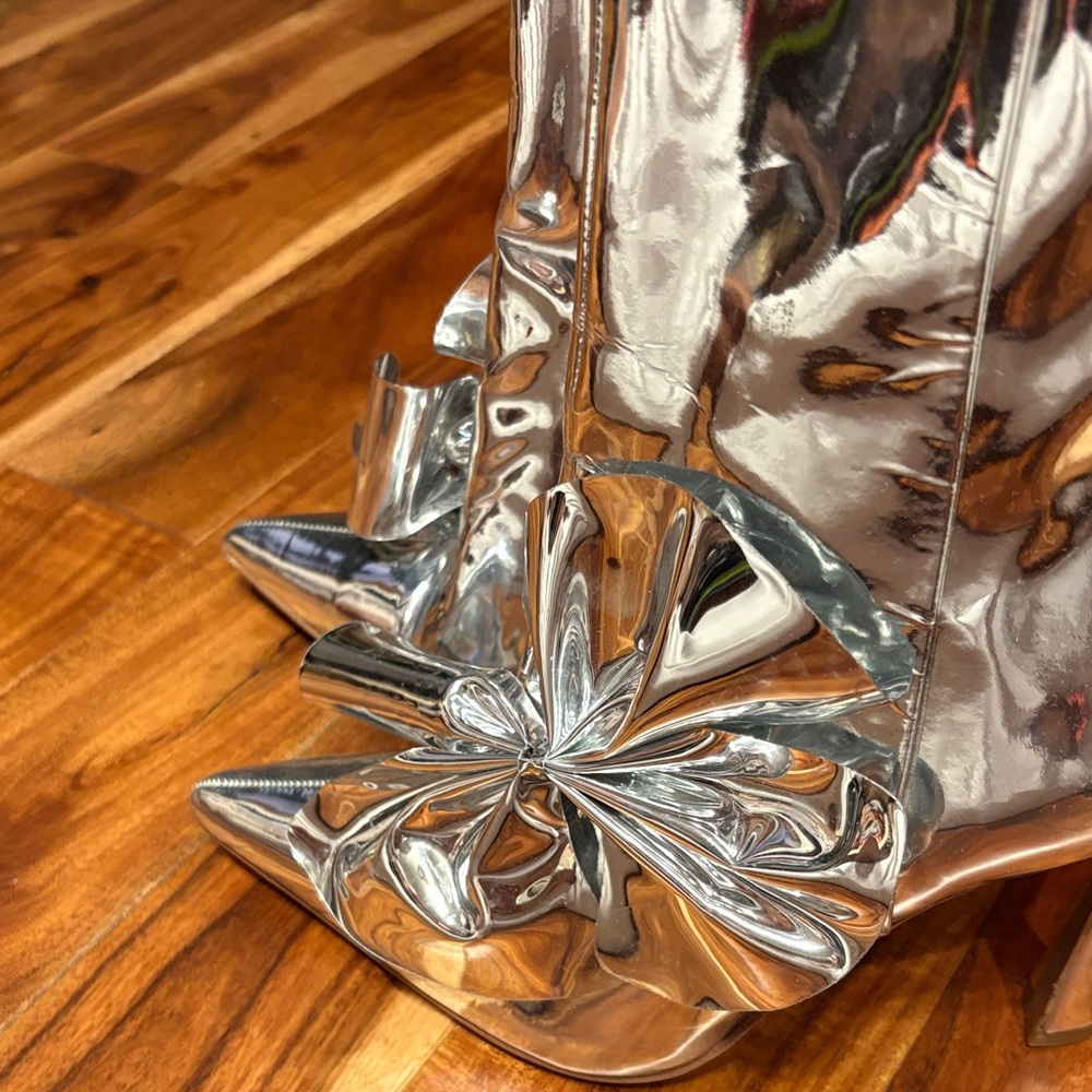 Sam Edelman Esmae High-Gloss Ankle Boots - Picture 5 of 6